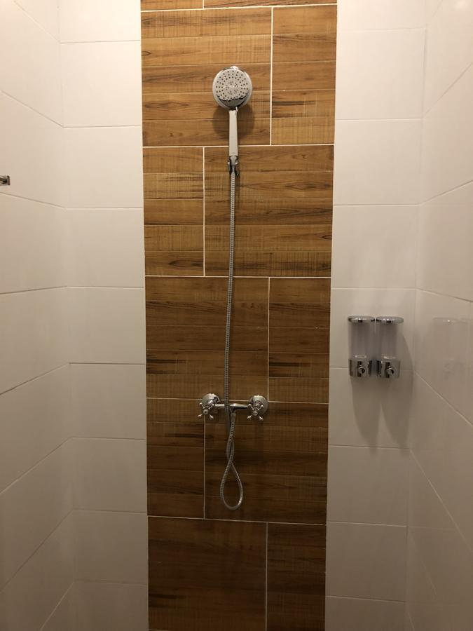 Phuket H2B Hostel מראה חיצוני תמונה